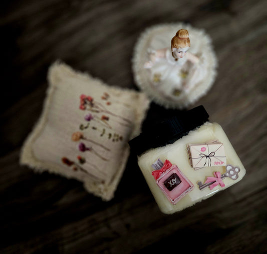 Petals and Powdered Sugar Bubbling Butter Scrub ❦