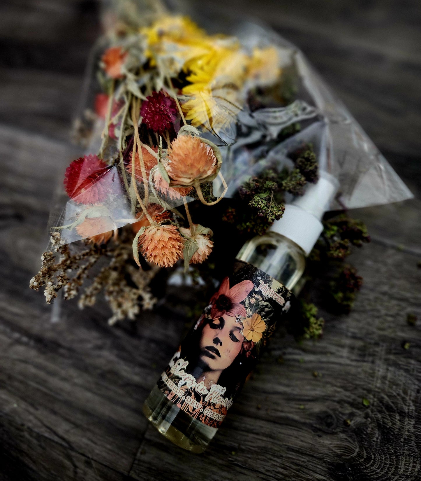 She Sleeps in Flowers Velvet After Elixir ❦